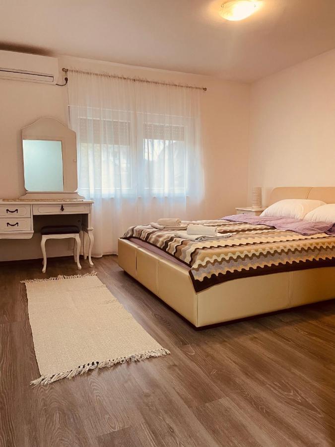 Mamma Mia! Lägenhet Mostar Exteriör bild