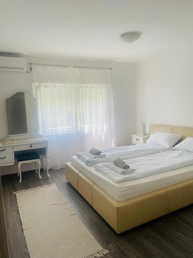 Mamma Mia! Lägenhet Mostar Exteriör bild